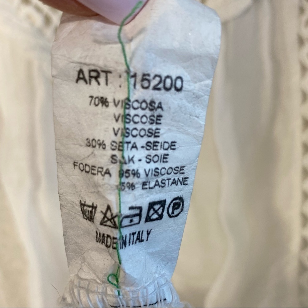 Bella Armore - Cream Silk Blend Boho Blouse - Size Medium - Picture 8 of 8